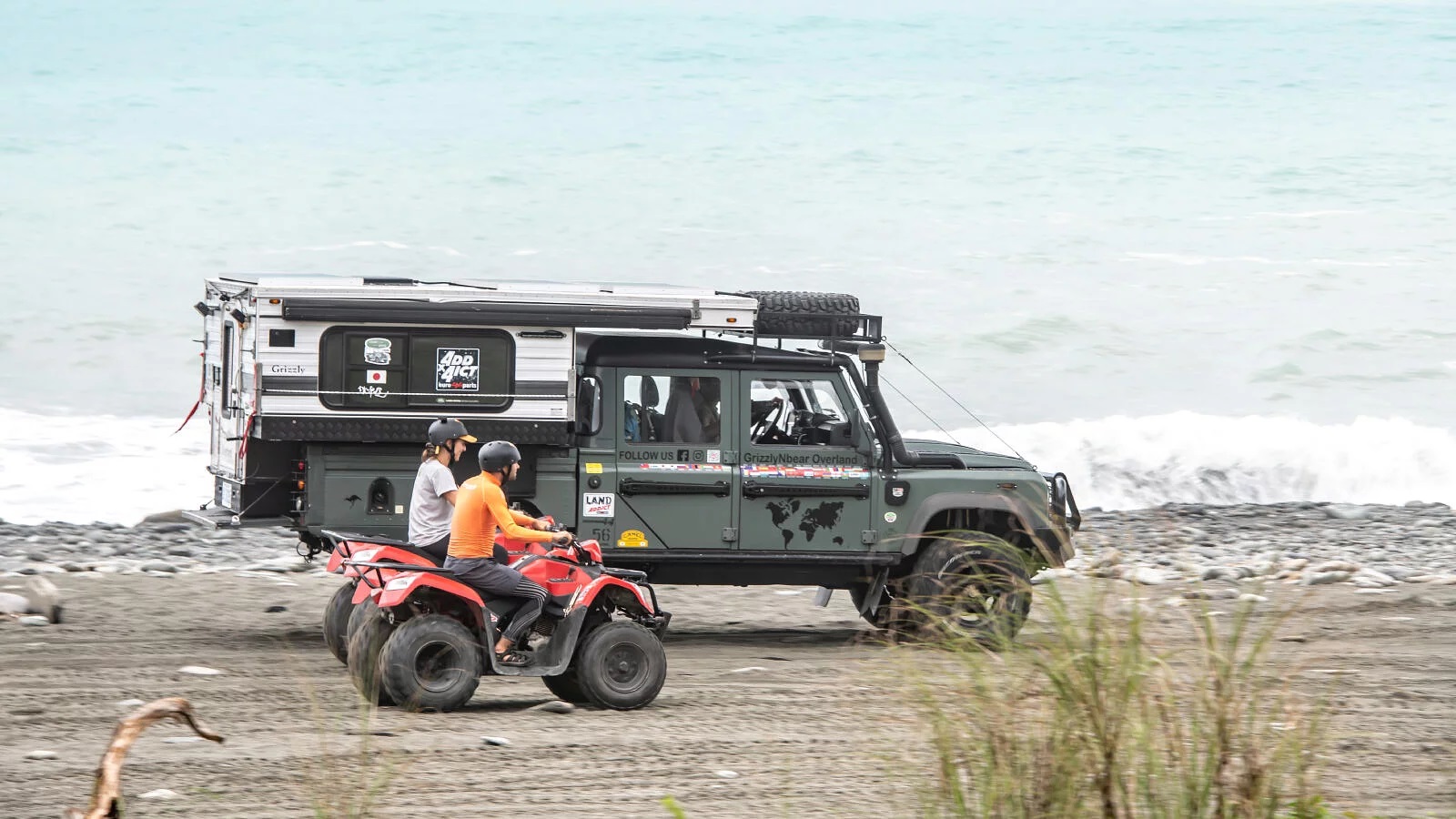 The Courage To Explore The World - Interview With The World Off-road Couple Grizzly Nbear Overland Is A Tribute From Nature